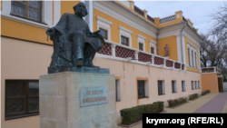 Город Айвазовского. Наследие всемирно известного мариниста в Феодосии (фотогалерея)