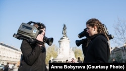 «Пропавший режиссер»: В Париже прошла акция в поддержку Сенцова (фоторепортаж)